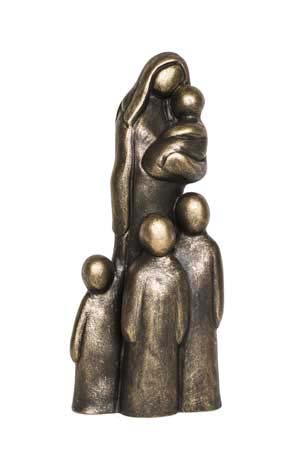 Aarzelen Gedwongen stoel Familie sculptuur “Moeder met baby en 3 kinderen” van steenhars - Beelden &  sculpturen